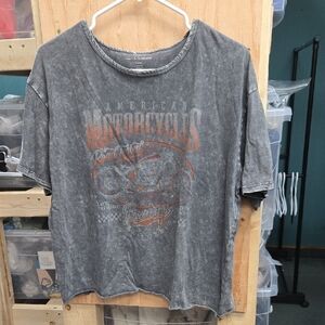 Caution To The Wind Size L Faded Grey Motorcycle Themed Cropped T-Shirt